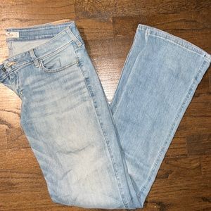2/$22 Hollister 11R Light Wash Bootcut Jeans